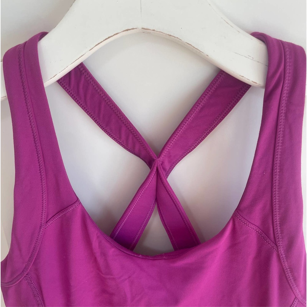 Lululemon - Picture 5 of 5